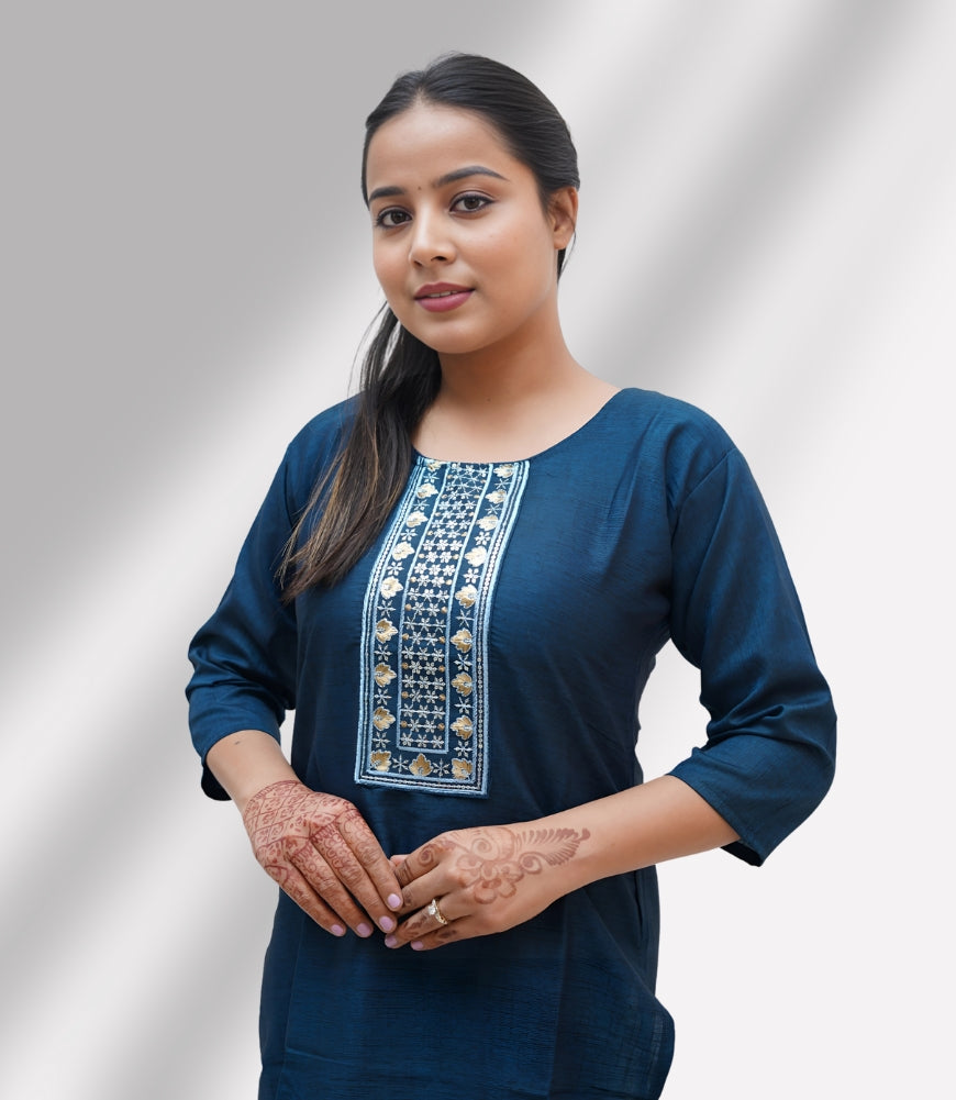 Embroidered Rayon Knee-Length Kurti – Festive Elegance - 3067