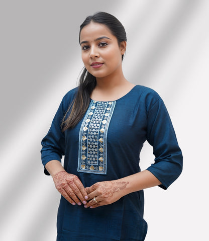 Embroidered Rayon Knee-Length Kurti – Festive Elegance - 3067